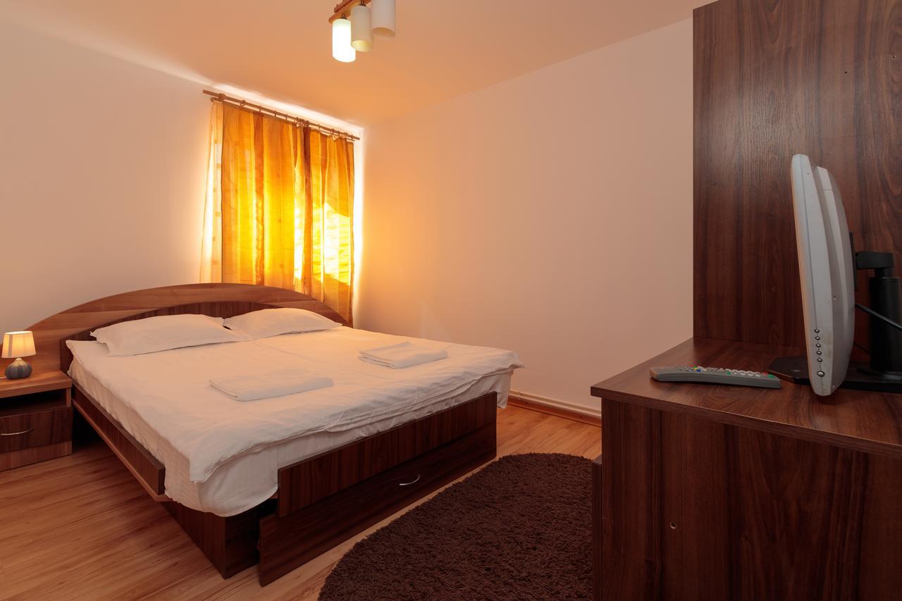 Hotel Casa ARBO Călimăneşti Exterior foto